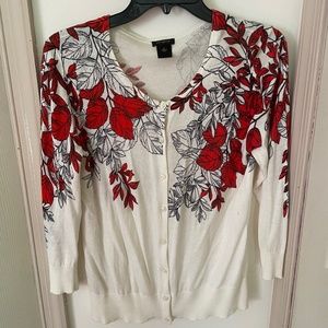 Three Quarter Sleeve Cardigan w/ Leaves